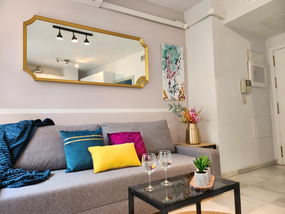 Lovely Center Apartments Seville - Balcony Lux Sol Luaran gambar